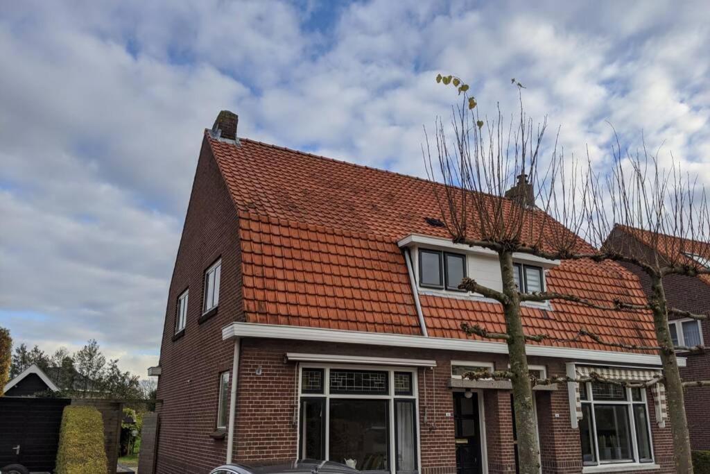 Crash'Nstay - Julianalaan Sprang Exterior photo